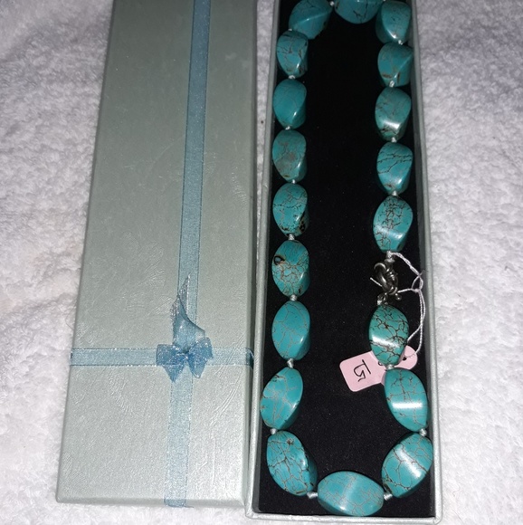 Turquoise Chuncky Necklace - Picture 1 of 2